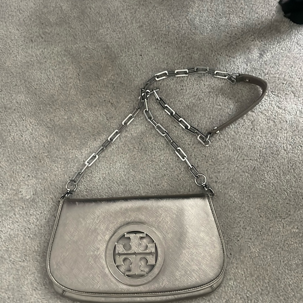 Tory Burch Reva silver metallic front slap Crossbody/clutch